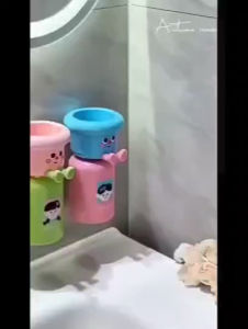 💛ที่เก็บแปรงสีฟัน + แก้วบ้วนปาก💛 ดูคลิปเลยจ้าแม่ น่าใช้มากๆ ต้องมีแล้วน๊า จัดให้ครบเลยทั้งครอบครัว 🥰 ตัวก้นแก้วจะมีแม่เหล็กดูดติดกัน ทำให้เก็บง่าย เป็นระเบียบ หยิบใช้งานง่าย เอาไปเลยทั้งชุดนี้ น่ารักมาก 🩷🩷 มี 3 แบบ : แบบ A B C