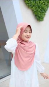 Kerudung Anak Perempuan Azzura Pet Jersey Premium Jilbab Anak instan usia TK SD By VIQAST - Sekolah Muslim