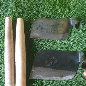 COD CUNGKIR SET KORED RUMPUT BAHAN PLAT BAJA CANGKUL PEMANGKAS RUMPUT SATU SET