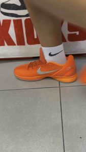 HOOP SHOES K B 6ORANGE TOTAL BSKETBLL