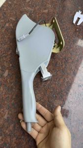 Cần phanh tay ô tô nhựa
