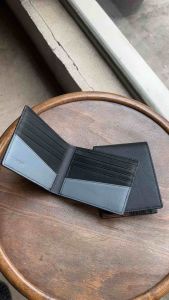 Ví Light nam LEMONT dáng ngang kích thước chuẩn có 2 ngăn tiền thẳng