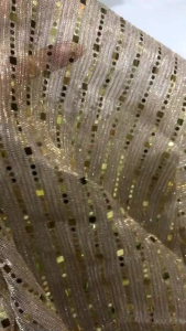 vải voan lưới màu da đính cườm màu đồng mềm mỏng nhẹ _( khổ 1m5)May đầm váy thiết kế thời trang phối kiểu