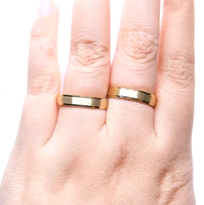 [GRATIS CETAK NAMA] Cincin Couple Titanium Anti Karat M39 | Cincin Pasangan | Cincin Hadiah | Cincin Lamaran | Cincin Tunangan | Aksesoris Pria Wanita
