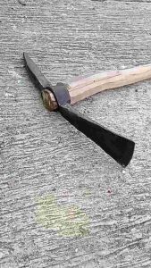 Siap Pakai Cangkul Blencong Penggali Tanah Keras Bebatuan 2 Sisi - Pacul Baja Super Kuat Dan Tebal