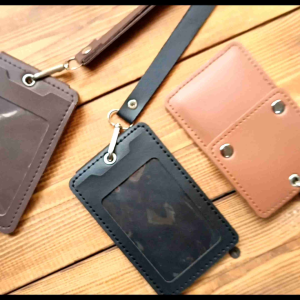 id card holder lanyard dengan penutup kartu