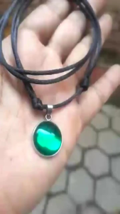 Kalung Liontin Batu Akik Delima Hijau Suji
