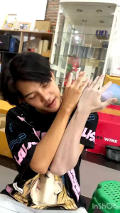 โลชั่นกันแดด JJ WHITE สีน้ำตาล