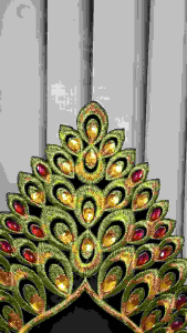 Siger Bordir Motif Bali: Mahkota Tari Tradisional