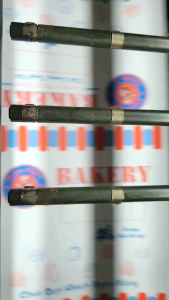 * 500 túi giấy bánh mì tam giác đựng bánh  Hamburger và các loại bánh khác kích thước 20cm x 20 cm