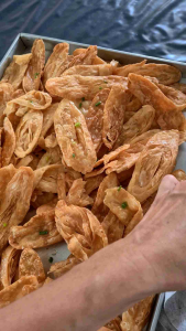 โรตีกรอบโบราณอร่อยกรอบหอมนมเนยไม่แข็ง