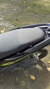 Cover jok motor texture amplas kasar (INSTAN LANGSUNG PASANG) all motor bebek matic