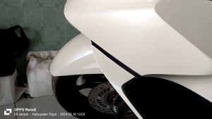 GARNIS AKRILIK MOTOR PCX 160 PENGAMAN BODY DEPAN