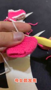 Xiaoyu Mami Store Handmade crochet baby ribbon clips 1set 2pcs 晓宇妈咪工坊手工钩织宝宝蝴蝶结发夹1套2个