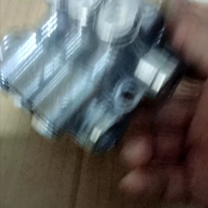 Pompa Bersih Mobil & Pompa Wiper APW40: Panduan Lengkap