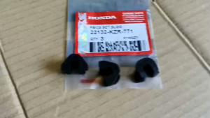 Slider Piece Set – 22132-KZR-771 – for Honda PCX ADV Click 125i Airblade – Genuine PT AHM Indonesia