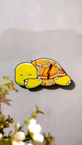 Jam Dinding Aesthetic Karakter Kura-Kura Tidur