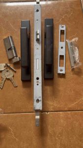 khóa tay gạt đa điểm xingfa khóa tay gạt 55 vát cạnh...