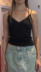 WENDYBOLL - Charm เสื้อสายเดี่ยวแต่งขอบลูกไม้