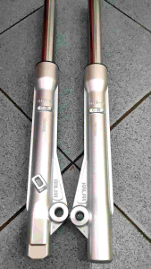 SHOCK DEPAN KOMPLIT/AS SHOCK + TABUNG KOMPLIT SUPRA TROMOL SUPRA FIT TROMOL