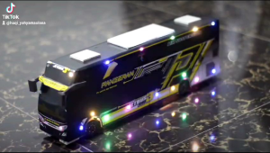 MAINAN ANAK-ANAK MINIATUR BUS BISA BUAT HADIAH ULANG TAHUN ANAK ATAU KADO