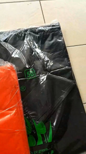 Kantong kresek HD Tulip Tebal Warna Putih Merah dan Hitam Ukuran 50 Kantong plastik jumbo serbaguna