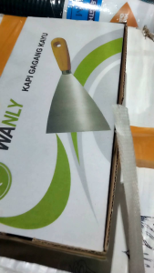 Scraper Stainless 2 Inci Gagang Kayu Kape Wanly Kapi Scrap COD