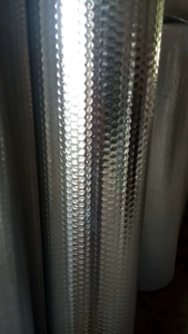 Xốp Cách Nhiệt 2 Mặt Bạc giữa là túi khí dày 4.5mm (Khổ 1.05m)