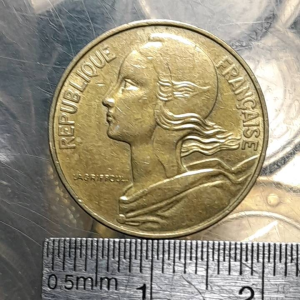 Koin Perancis Koleksi Kuno 10 C Tahun 1984 BEKAS