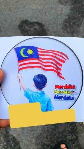 Stiker Kereta Logo Jalur Gemilang MALAYSIA Windshield Stiker Cermin 120mm x 120mm Bahan Static Cling Berkualiti Tinggi Mudah Pasang Dan Tanggalkan Tanpa Kesan - Automotive Car Sticker Tampal Dalam and luar Kereta