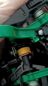 BÉC TƯỚI CÁNH ĐẬP 1 TIA CÓ CHỈNH REN 21 - BÉC TƯỚI ĐÀI LOAN