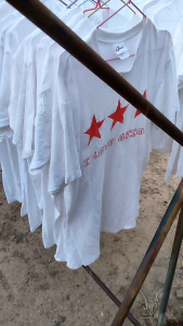 เสื้อยืด เสื้อยืดขาว มือ2 สภาพสวยๆ ซุ่มลายส่ง เลือกไซร์ได้ ในตัวเลือก