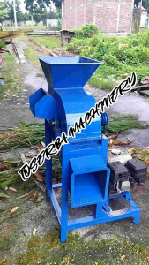 MESIN CHOPER PENCACAH RUMPUT PAKAN TERNAK MULTIFUNGSI CACAH SABUT KELAPA TYPE SP-20
