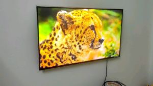 Kính chắn bảo vệ tivi 32 inch