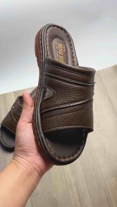 Dép Nam quay ngang cao cấpmay viền 4 xung quanh chắc chắn đường may tỉ mỉ chắc chắn 3 màu bò/nâu/đen DK:01