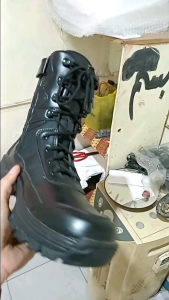 sepatu pdl safety terbaru 2025 sepatu pdl tni sepatu pdl polri sepatu pdl satpam sepatu pdl satpol PP sepatu pdl bikers sepatu pdl ujung besi sepatu pdl model predator hitam outsol karet asli anti licin juga lentur brand caanggo sepatu caanggo military