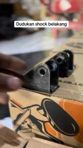 Dudukan Shock Belakang Standar Swing Arm Universal Pangkon Shockbreaker Skok Tebal 4MM