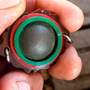 คตเหล็กไหล เครื่องรางทนสิทธิ์ รูปทรงธรรมชาติ เนื้อหินแข็งแกร่ง สีดำอมเขียว ซึ่งหายากสุดๆเลยนะครับ