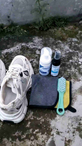 Terbaik No.1 | PAKET FOAM PEMBERSIH SEPATU INSTAN Foam Shoe Cleaner BUBBLE GUM by PROSFECK PEMBERSIH SEPATU TANPA AIR