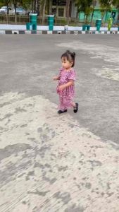 Setelan Baju Anak Perempuan Usia 0-5 Tahun / Camellia One Set Anak Perempuan