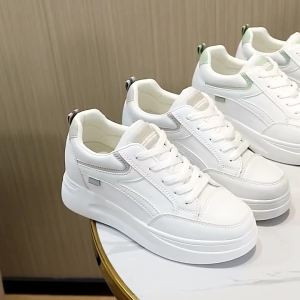 Promo Sepatu Snakers Wanita Terbaru Sepatu Sneakers Olahraga Modis Kasual Sepatu Korean Style AK13