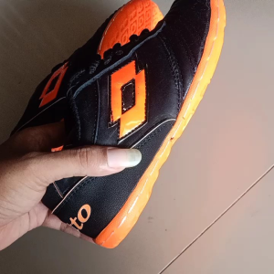 Sepatu Futsal Kulit Lotto Hitam Oren Ukuran Anak2 Outsol Sudah Di Jahit Keliling Kuat Poll