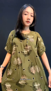 Daster Jumbo Busui Friendly Kancing Depan – Rayon Premium Adem Motif Cantik