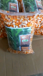 Kemasan 5 kg  jagung lokal original tawar benih dan bisa di kosumsi