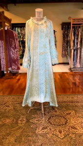 Desain Fashion Pakaian Wanita: Mengenal Dress Lisa