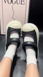 Trendy full rubber 2 tone marry jane slip on sliders shoes 防水全胶玛丽珍外穿半拖鞋