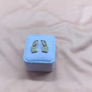 Clip Earrings 18karat Gold with Russian stone 💎