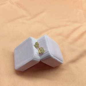 Clip Earrings 18karat Gold with Russian stone 💎