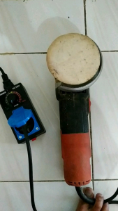 Dimmer AC 2000 W Pengatur Kecepatan Dinamo Listrik