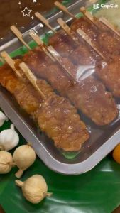 โมเดลหมูปิ้ง (27-36 คูณ 36ซม) - โชว์และขายดี - สินค้าไม่เน่าเสีย